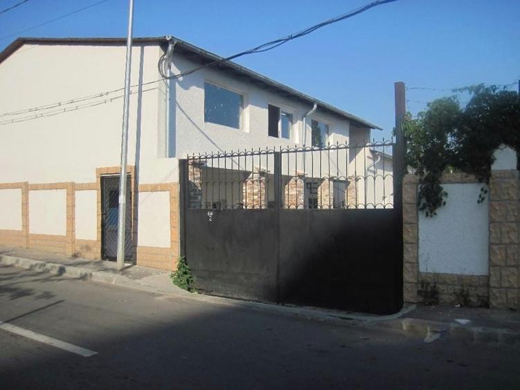 2 Spatii firma, productie, birouri(170+120mp) | Giulesti | curte 500 mp - 1