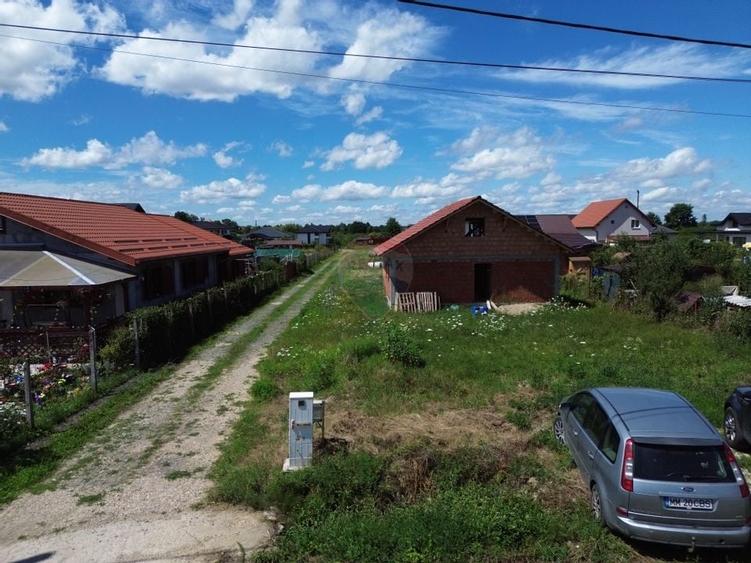 Casa 90m2 cu hala 120 m2 si 8 ari de teren de vanzare in CATALINA - 11