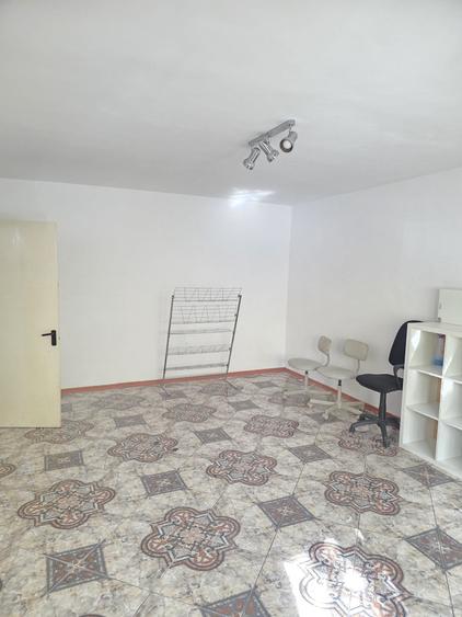 Decebal ,Matei Basarb stradal , pt locuit sau birou - 16