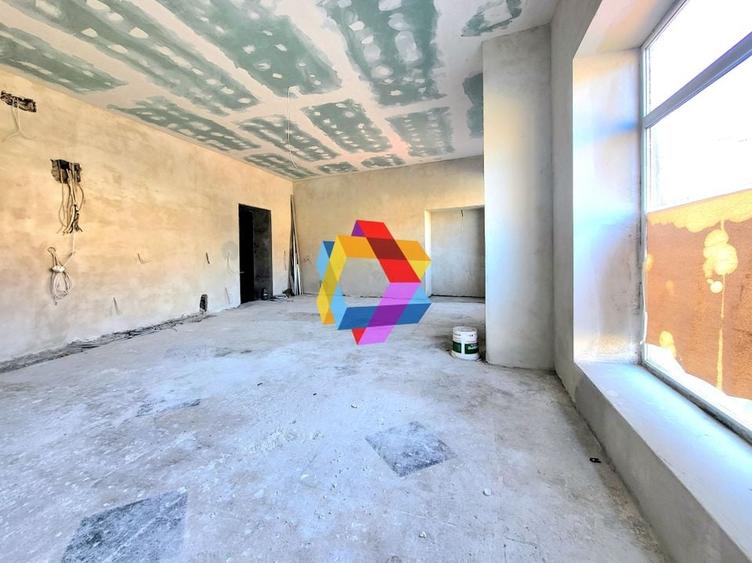 Spatiu cu vad pietonal intens - 65 mp # plus-imo.ro - 2