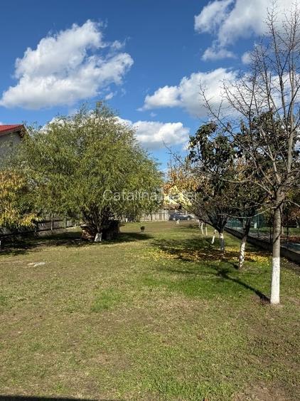 De vanzare teren intravilan  839mp