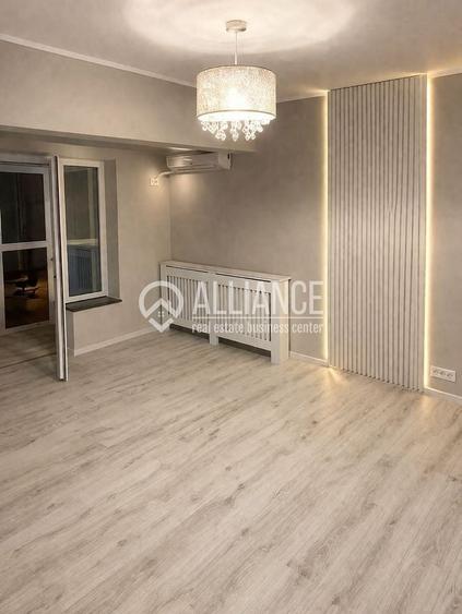 Spatiu comercial  la parter bloc - (COD 10) CAPITOL - 1