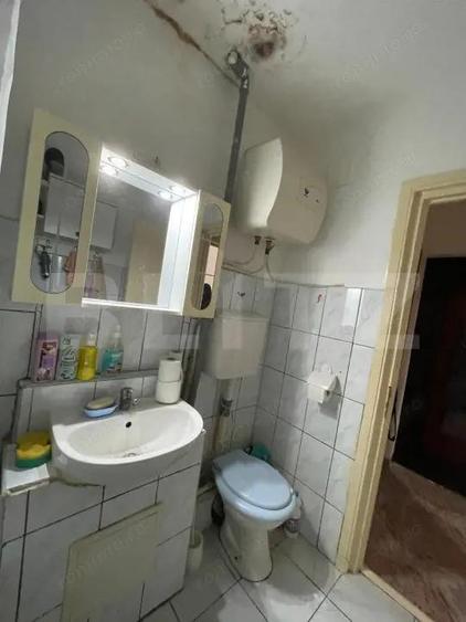 Garsoniera 22.68 mp, zona Blocuri, campia Turzii - 1