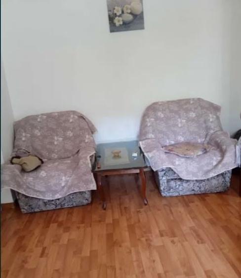 Apartament cu 2 camere semidecomandat, mobilat în Timpuri Noi