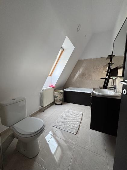 Apartament duplex spațios zona Tractorul - 8