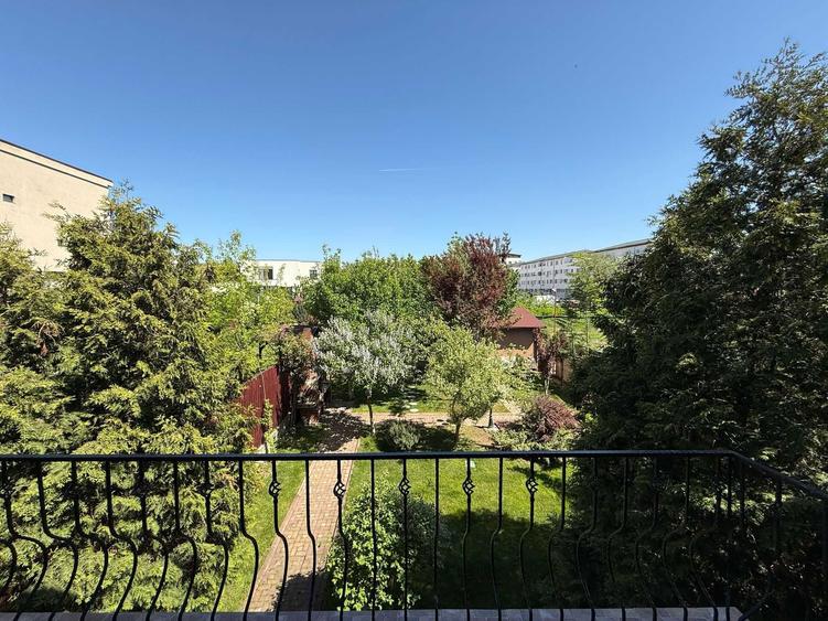 Vila + teren construibil pana la 1000 mp Trapezului, Sector 3 - 5