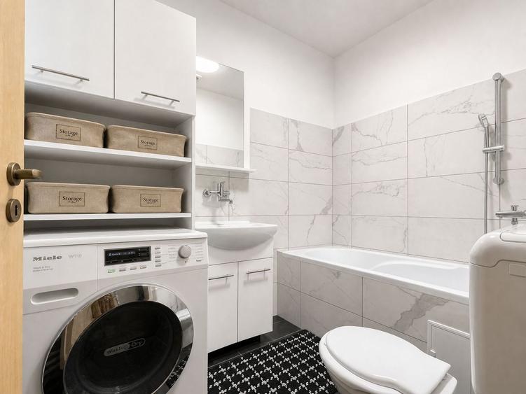 Casă individuală cu 5 camere cu Canalizare în Șagului