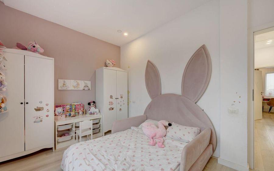 Vila parter mobilata si utilata Tunari - 14