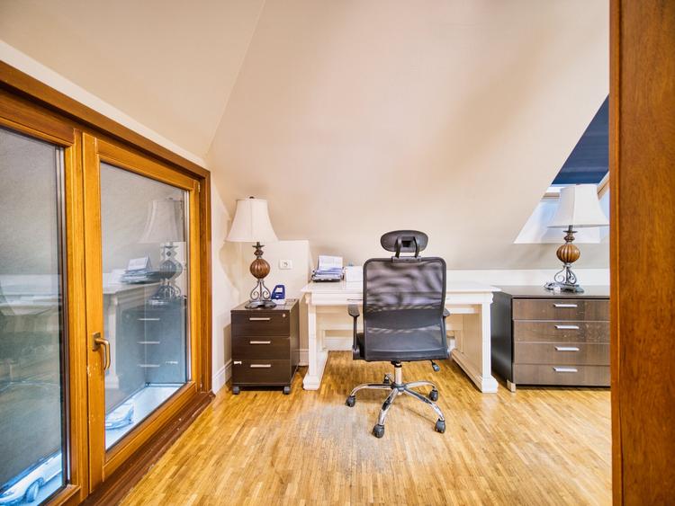 Cladire/Spatiu cu alta destinatie - 4 niveluri - pretabila diverse activitati - 11