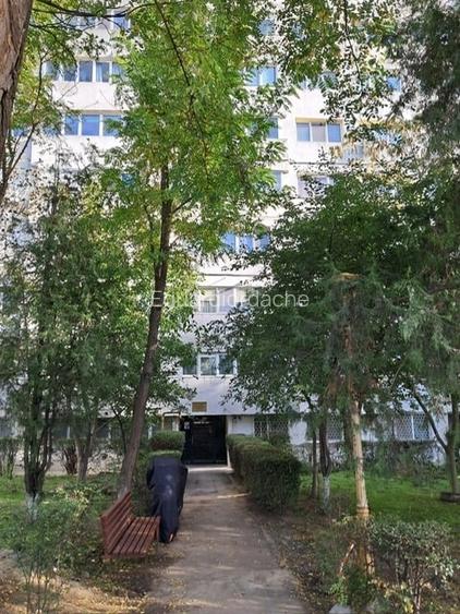 Vand apart 2 camere tranformat in spatiu de birouri Abator Vand apart 2 camere tranformat in spatiu de birouri Abator