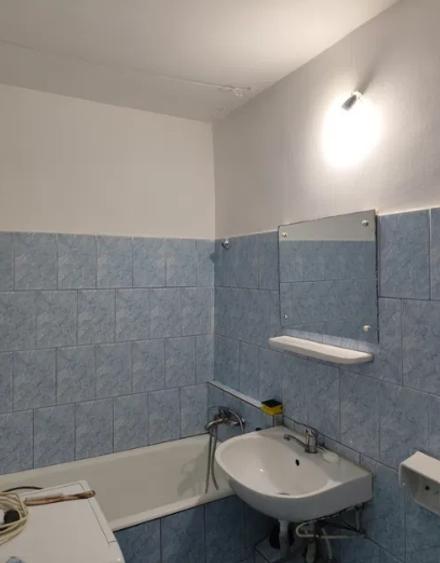 P-ța Muncii metrou, decomandat, doua balcoane inchise,doua debarale,spatios. - 6