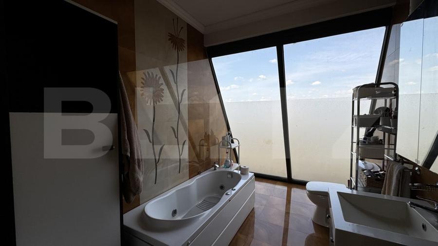 Vila de 469 mp utili, teren 1.200 mp cu garaj si piscina, Centura de Nord - 12