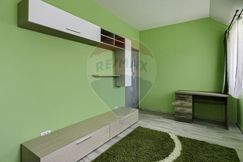 Casă de închiriat în cartierul Athena, zona 6 Vânători - 16