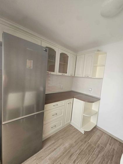 Inchiriez apartament 3 camere PB Decebal - 3