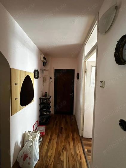 Apartament 3 camere P 4 str. Gloriei cartier Tractorul Brasov - 2