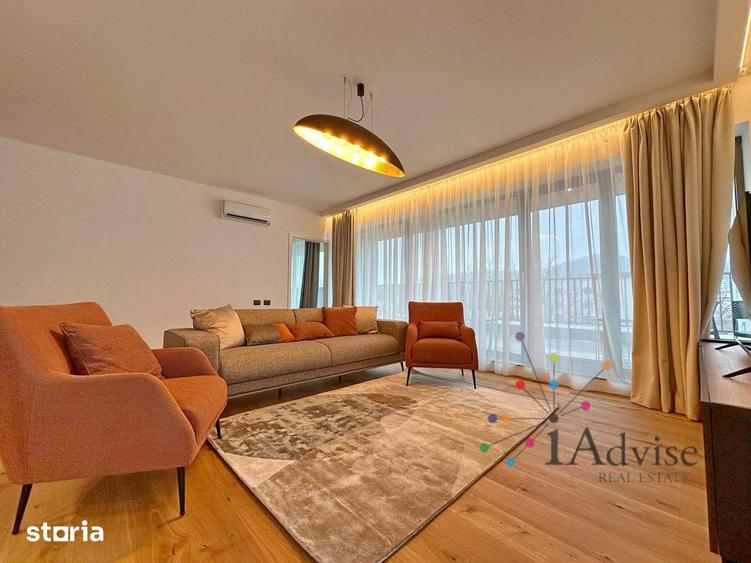 Apartament cu 3 camere decomandat în Centrul Istoric