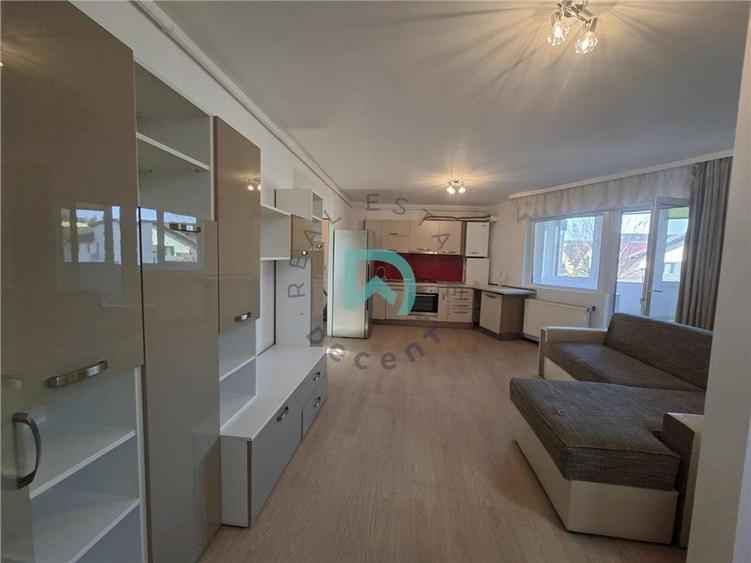 Apartament 2 camere, Tractorul, intermediar, loc de parcare, etaj 1 - 1