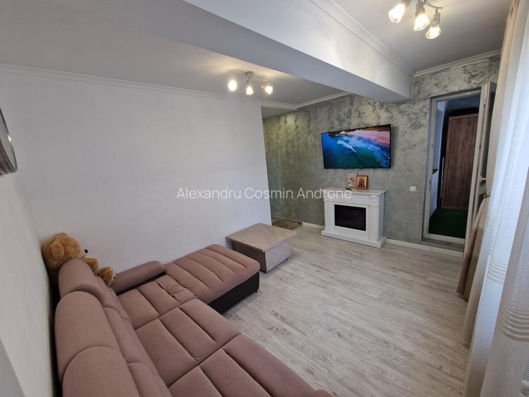 De Vanzare Apartament 3 camere