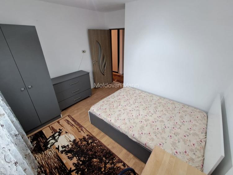 Ap.2 cam 57 mp dec. Renovat et.3,2 balcoane, Aleea Barsei Marasti