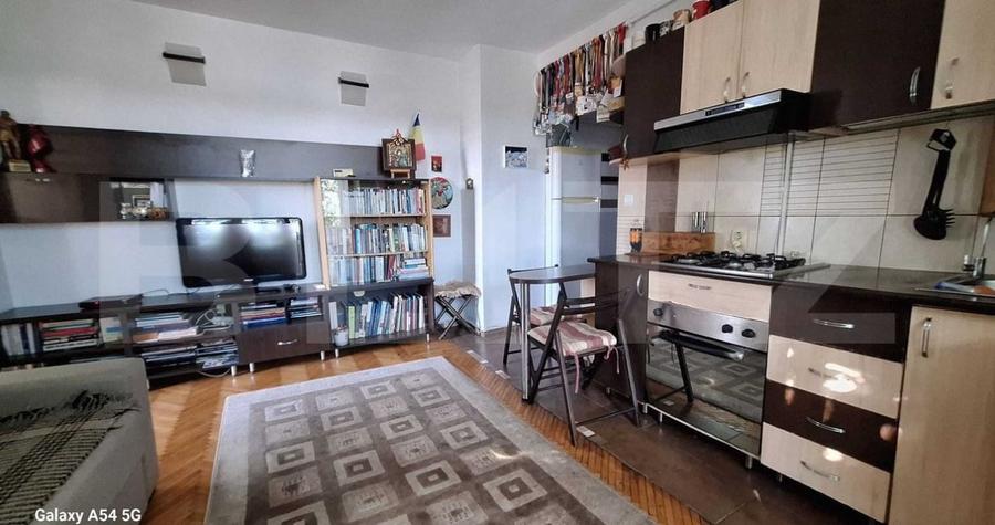 Apartament 3 camere de inchiriat, 50 mp, strada Pacurari - 3