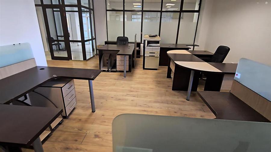 Spatiu de Birouri 180 mp Suceava Zona Metro De Vanzare - 18