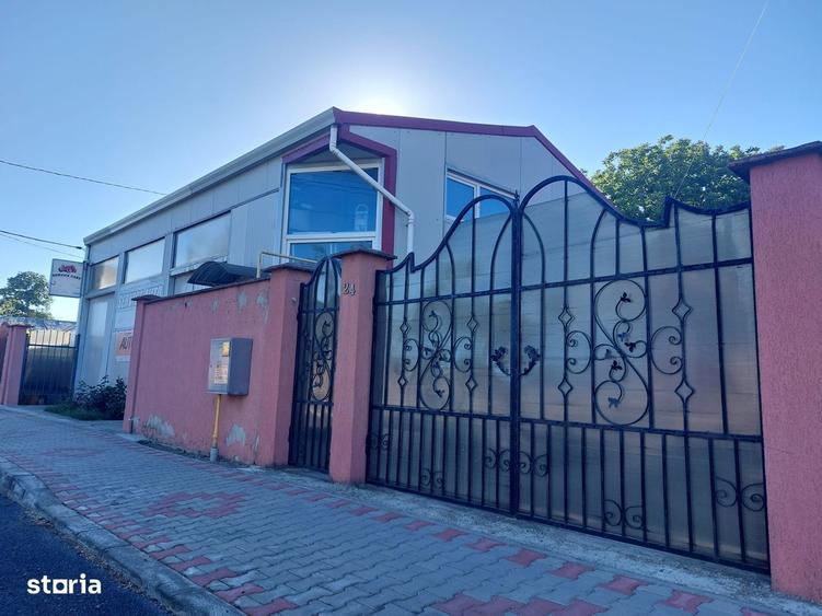 Casa si spatiu comercial service auto Odobesti - 10