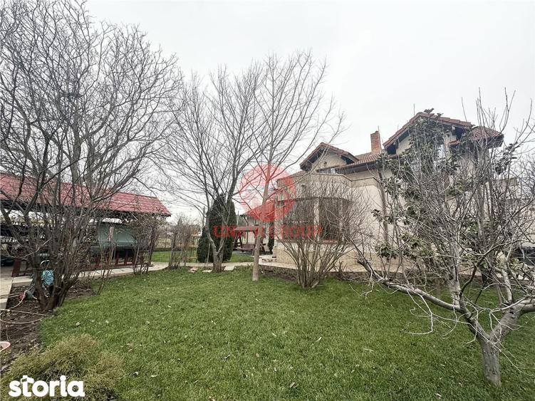 Casa Spatioasa cu Teren de 1000 mp | Poiana - 17