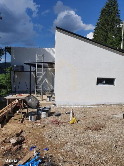 Casă cu 3 camere cu Teren 1100 Mp în Beliș