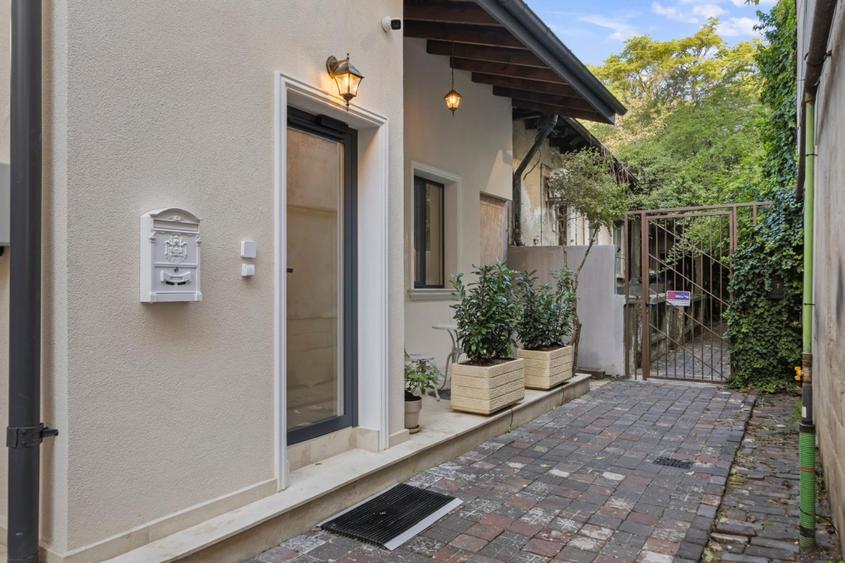 Romana | Ultracentral | Mobilat Designer | Prima Inchiriere | Superb - 8