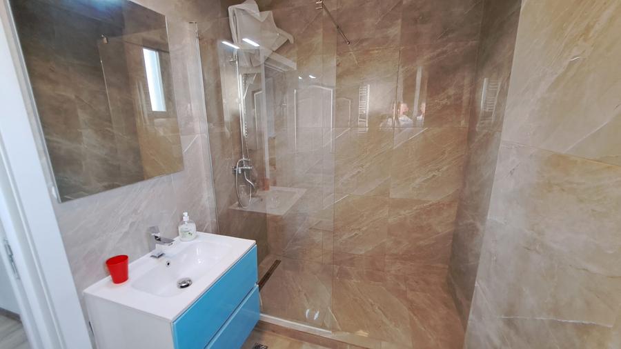 Km 5 - Veterani 2 camere mobilat ,utilat ,parcare, prima inchiriere 450 Euro - 7