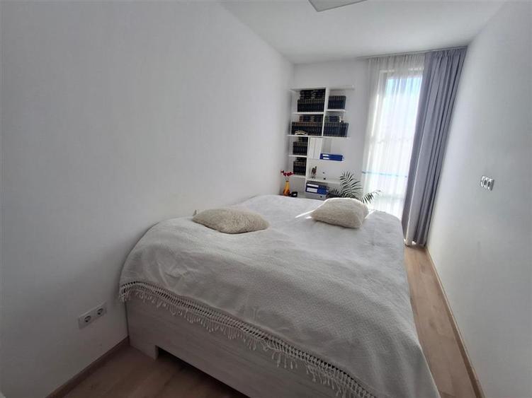 Casa cu 4 camere 2 bai si terasa  zona Arhitectilor - 2