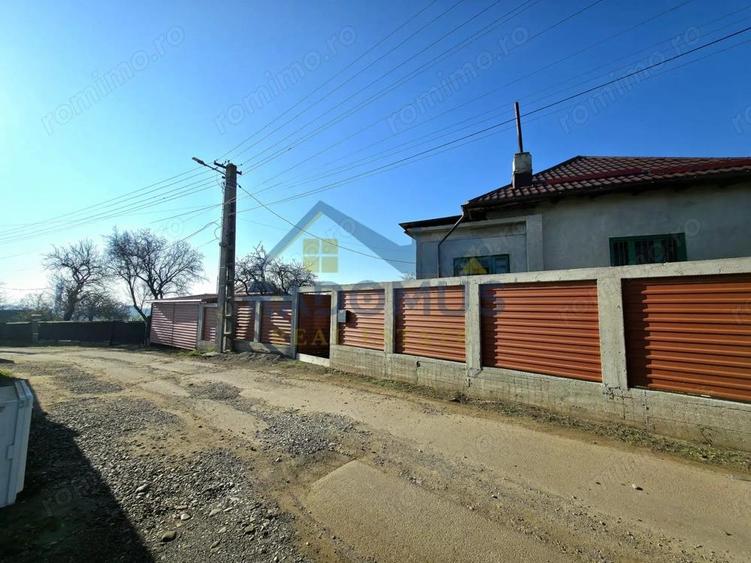 Casa Valea Calugareasca -Teren 1186 mp -Curte Amenajata - 69.900 - 2