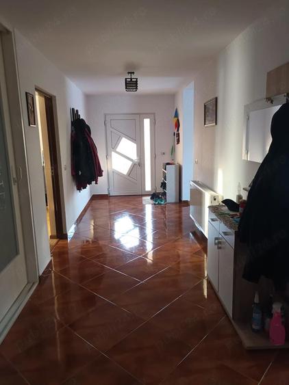 Vand casa in Viseu de Jos - 6