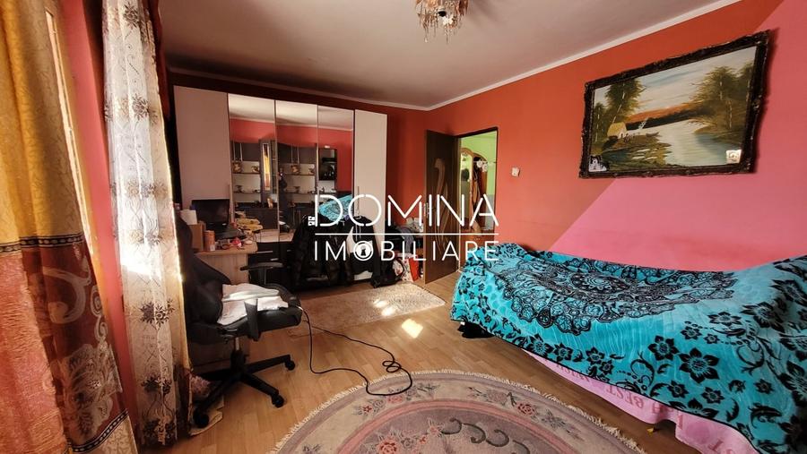 Vanzare apartament 2 camere, situat in Targu Jiu, strada 9 Mai - 4