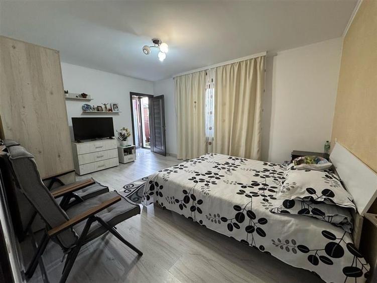 Casa de vanzare , mobilata si utilata complet, constructie noua - 15