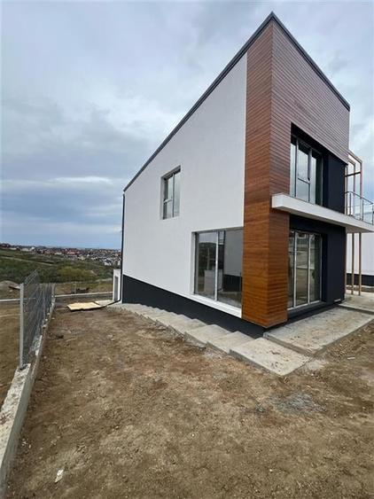 Vila 4 Camere - Valea Adanca - 5 Drumuri - 3