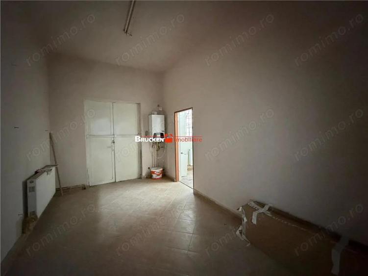 Spatiu comercial ultracentral de inchiriat - 11