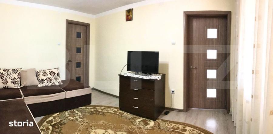 Casa Spatioasa cu 1.250 mp Teren, Mobilata si Utilata Aproape de M - 12