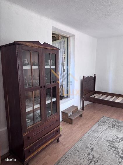 Casă cu 3 camere în Săcălășeni