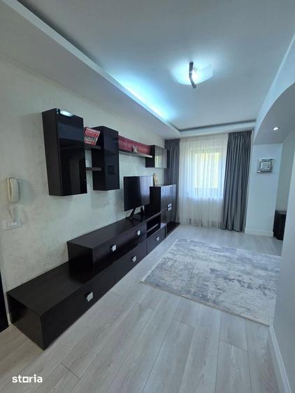 Se inchiriaza apartament 3 camere etaj 3 langa scoala burdujeni sv - 11