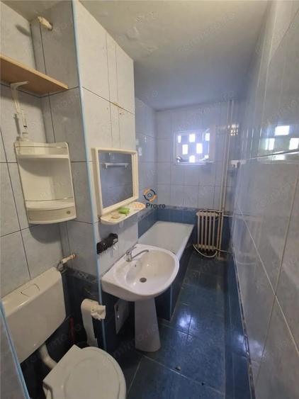 Apartament cu 2 camere semidecomandat în Dacia