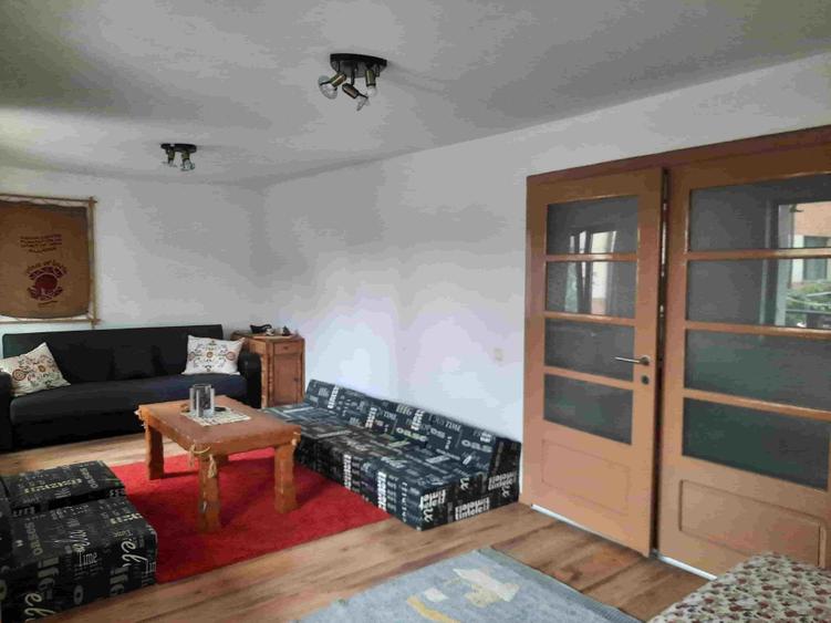 Casa  camere, zona Bulevard Vasile Milea - 12