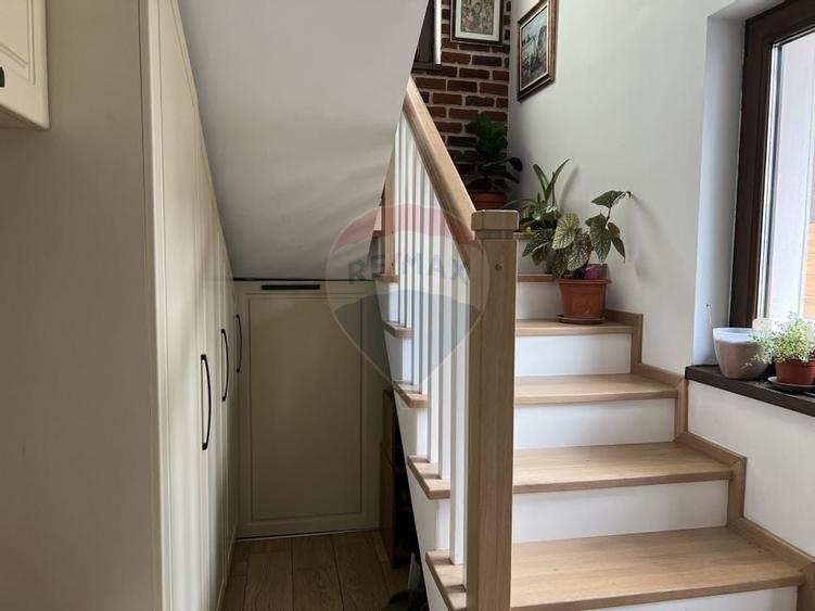 Casă / Vilă cu 4 camere de vânzare în zona Chitila - 11