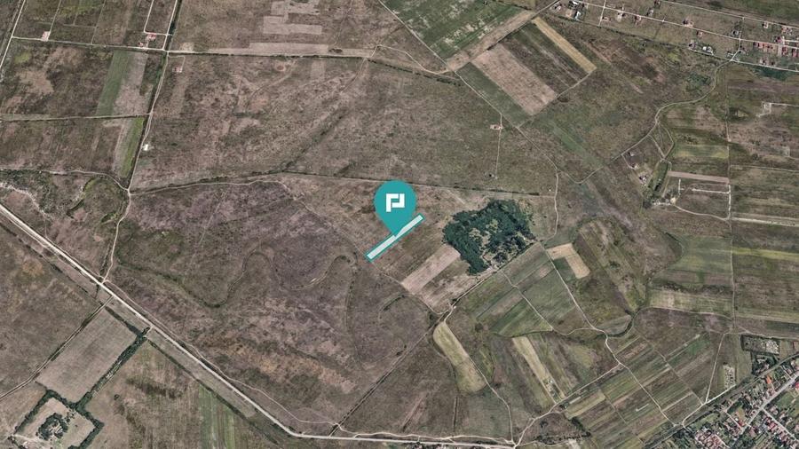 Teren extravilan de 10.000 mp - 1