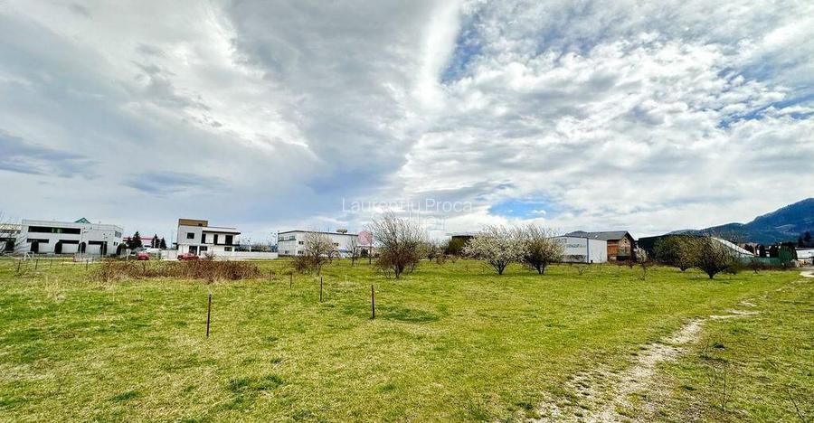 Teren Intravilan Zona Rezidentiala