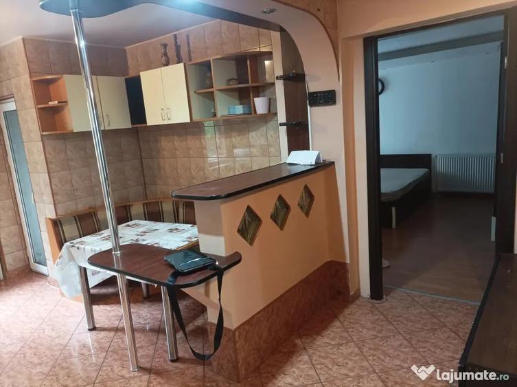 Inchiriere doua camere - 8