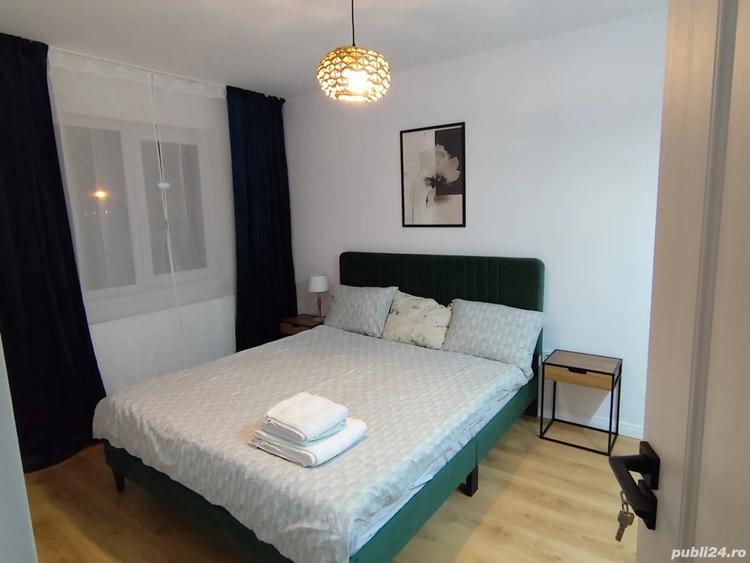 inchiriez apartament 3 camere , 82 mp, mobilat, bloc nou - 2