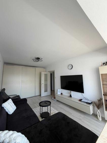 Apartament 2 Camere Decomandat 8 min. Metrou Dristor Direct Proprietar - 1