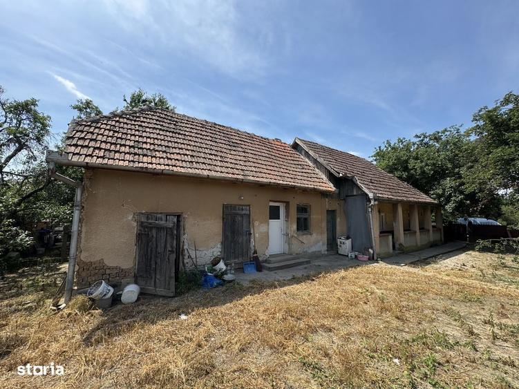 Casă cu 2 camere în Nisipeni