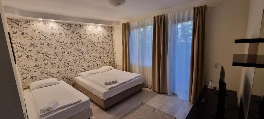 PENSIUNE in PREDEAL, cu 19 camere, restaurant, bar si 2 terase - 4